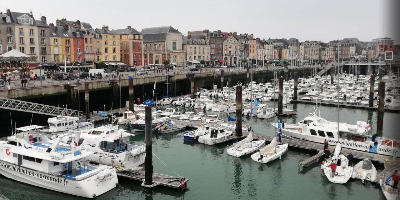 La Mouette Rieuse Dieppe Exterior photo